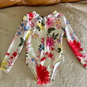 3T Old Navy swimsuit